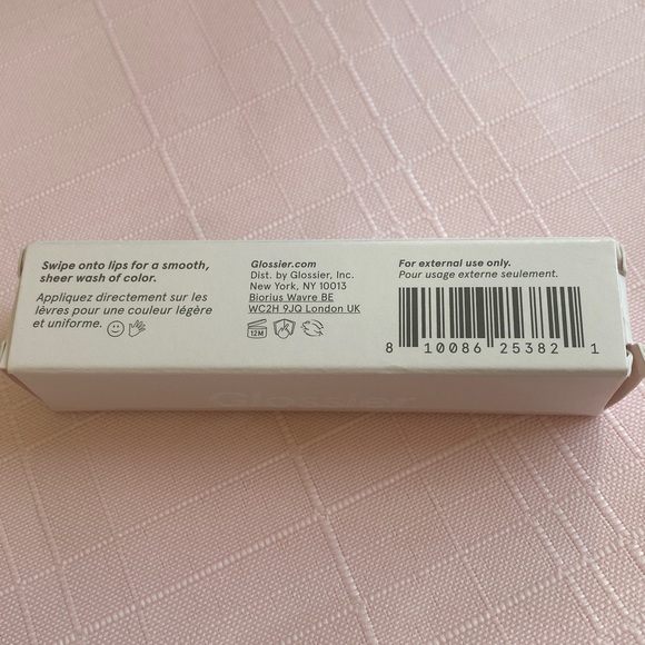 Glossier Generation ZIP Lipstick - Picture 4 of 6